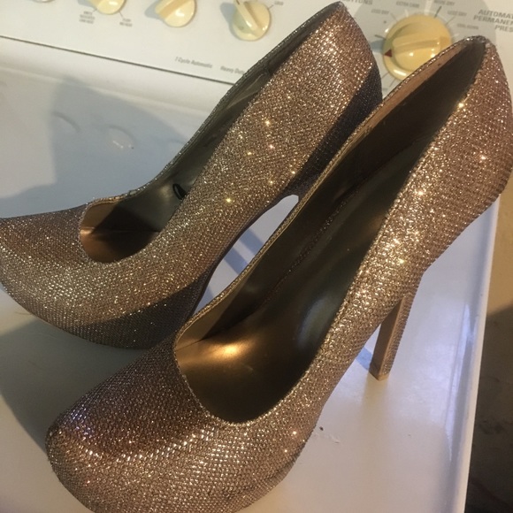 Gold glittery heels - Picture 4 of 4